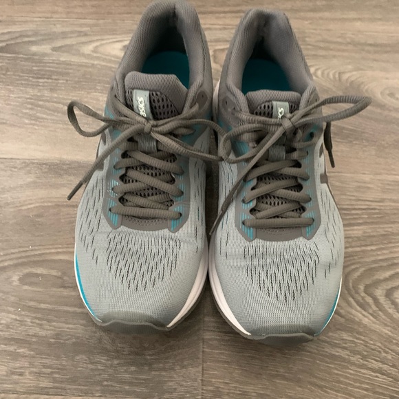 ASICS Women's GT 1000 7 Running
Shoes - Picture 1 of 13